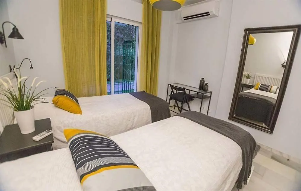 Apartamento Lujoso Los Cocoteros Malaga Spain